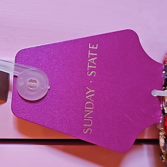 Gorgeous jeweled headband - Picture 4 of 11